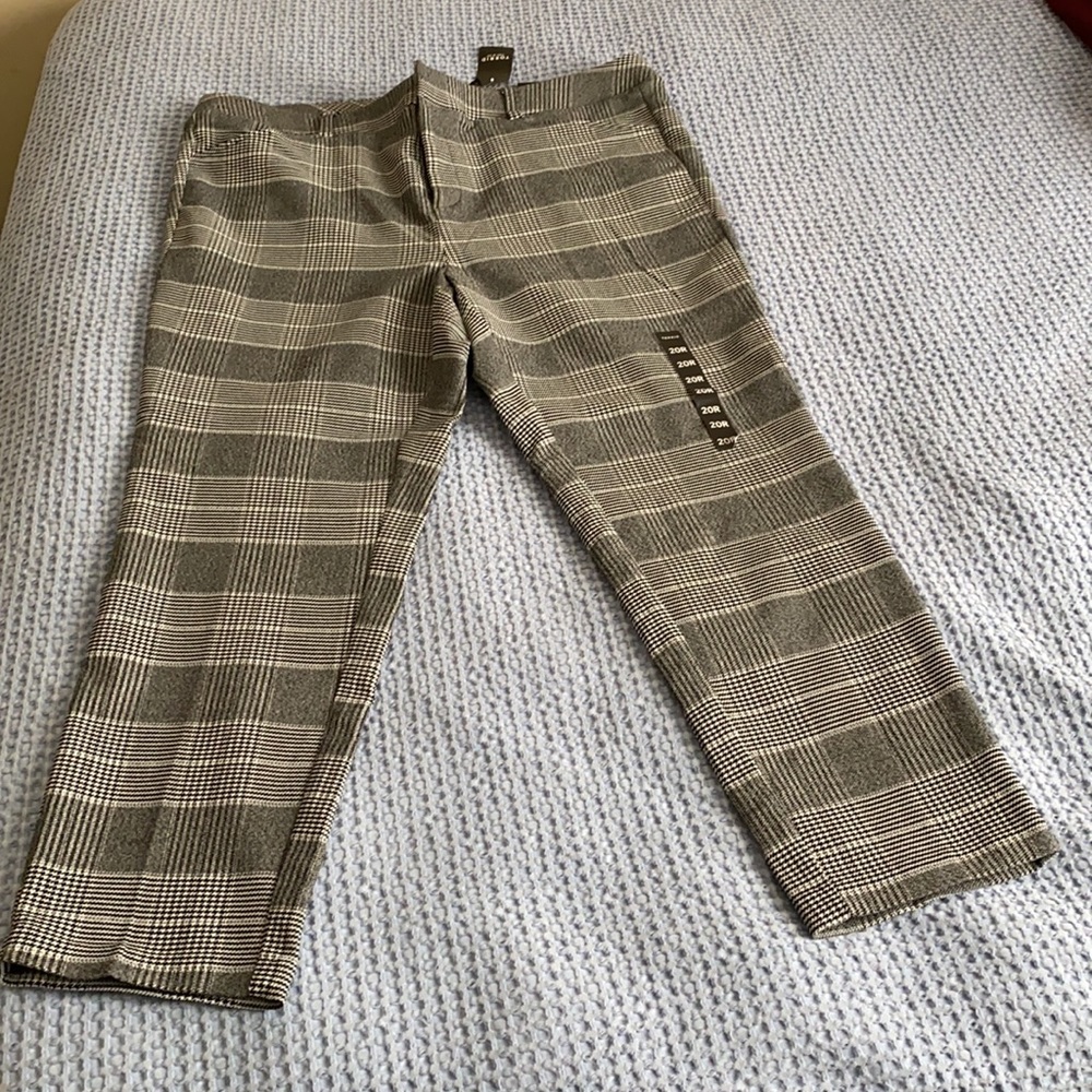 Torrid Black & White Plaid Ankle Skinny Dress Pants